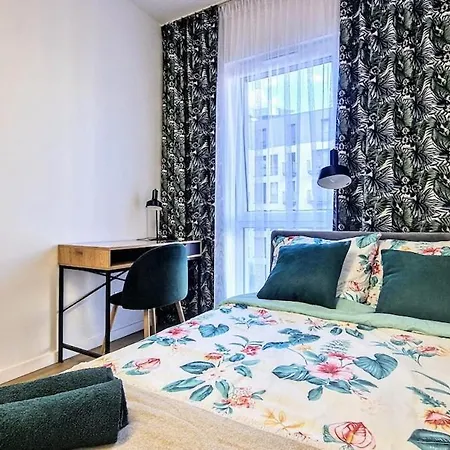 Very Stylish Ii & Secure Penthouse -free Parking Apartman Łódź