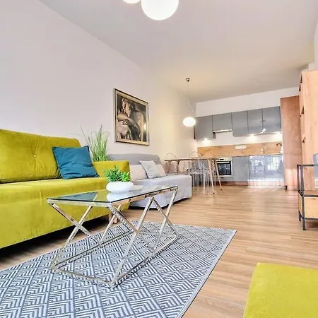 Very Stylish Ii & Secure Penthouse -free Parking Apartman *