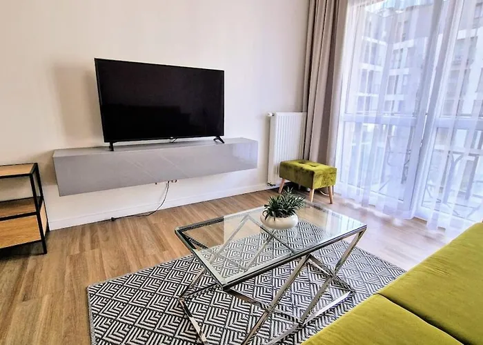 Very Stylish Ii & Secure Penthouse -free Parking Łódź