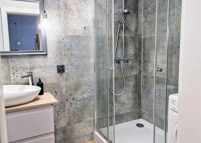 Very Stylish Ii & Secure Penthouse -free Parking Lägenhet